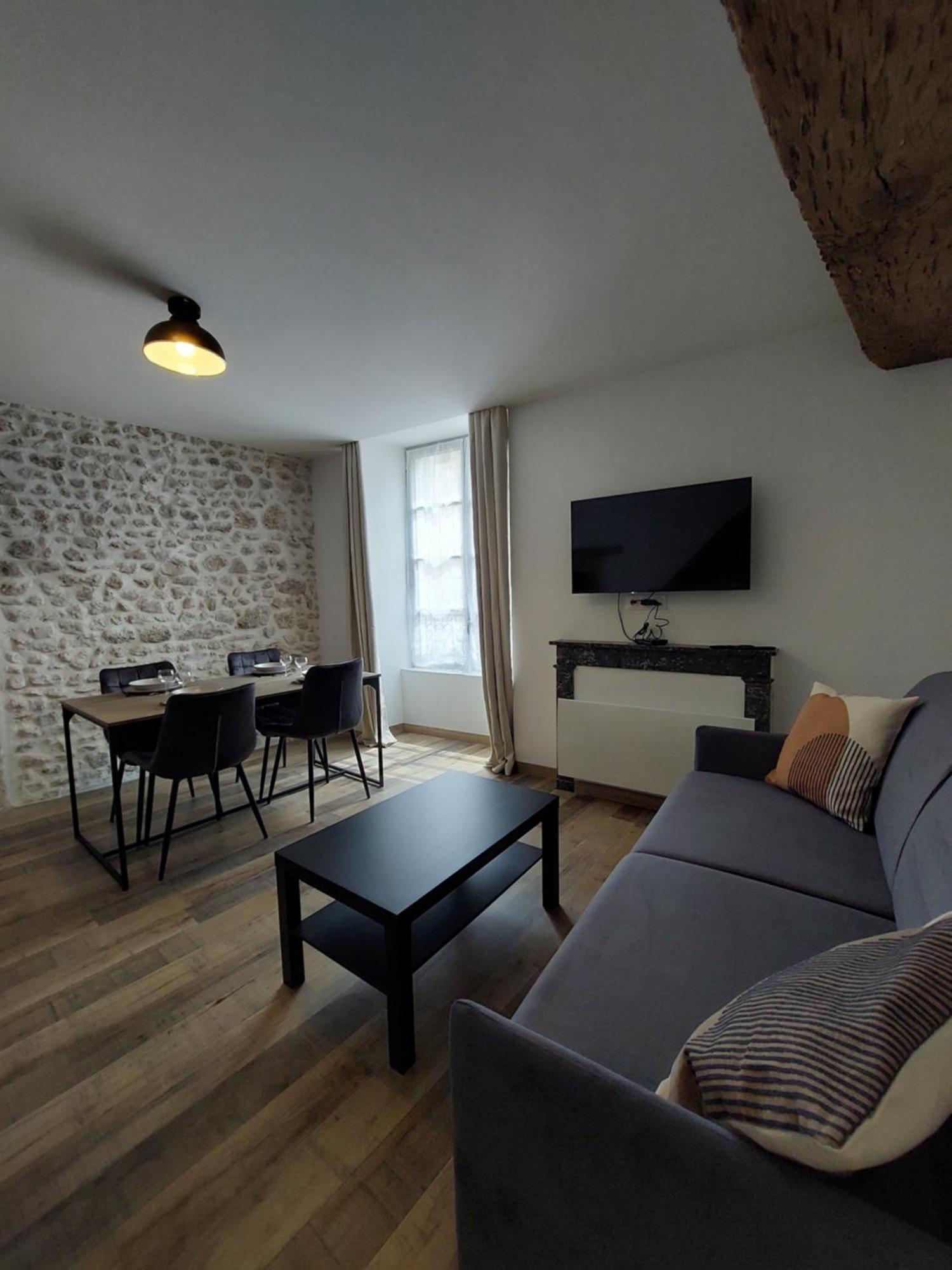 Appartements L'Hirondelle Beaugency Exteriör bild