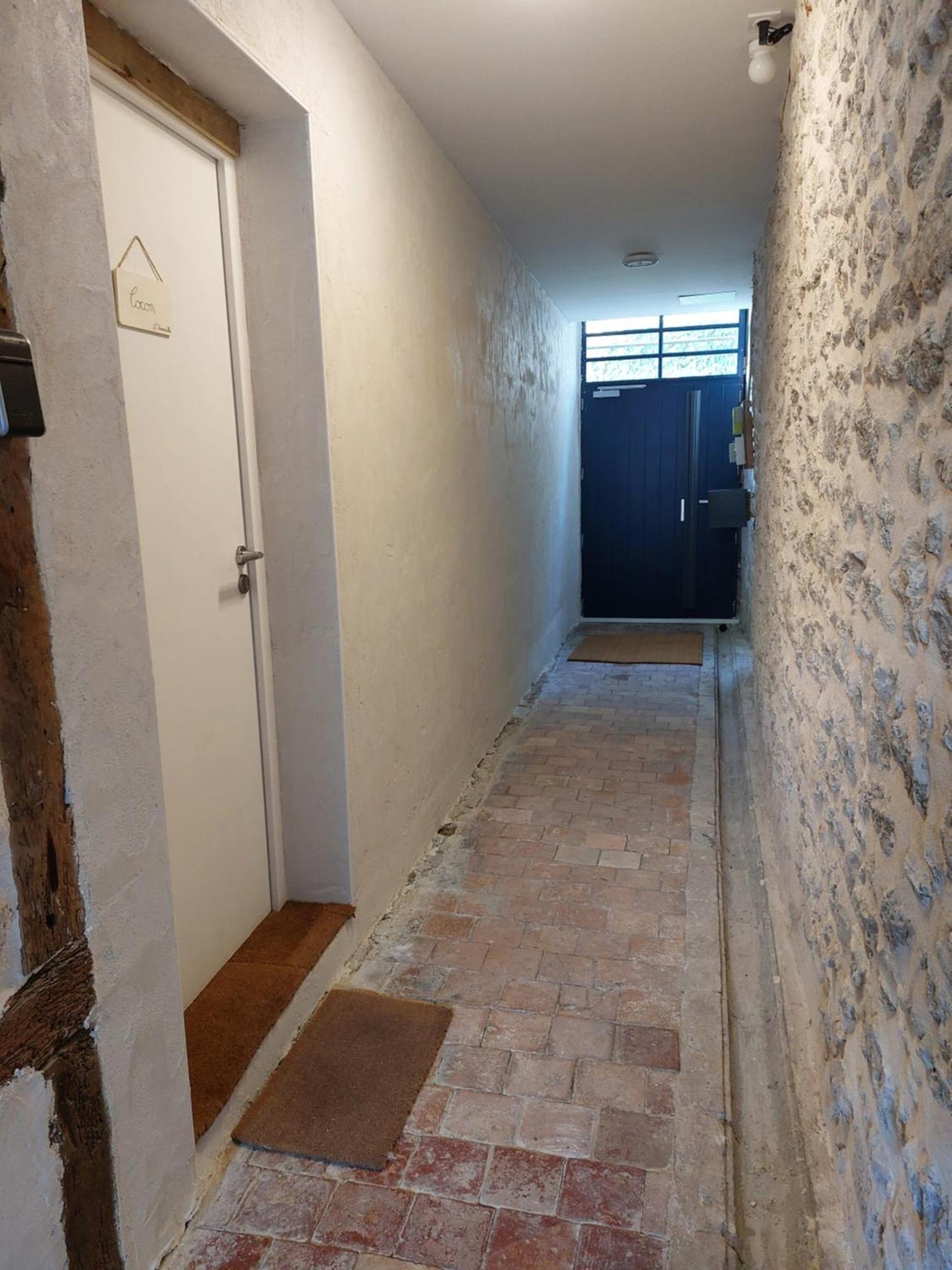 Appartements L'Hirondelle Beaugency Exteriör bild